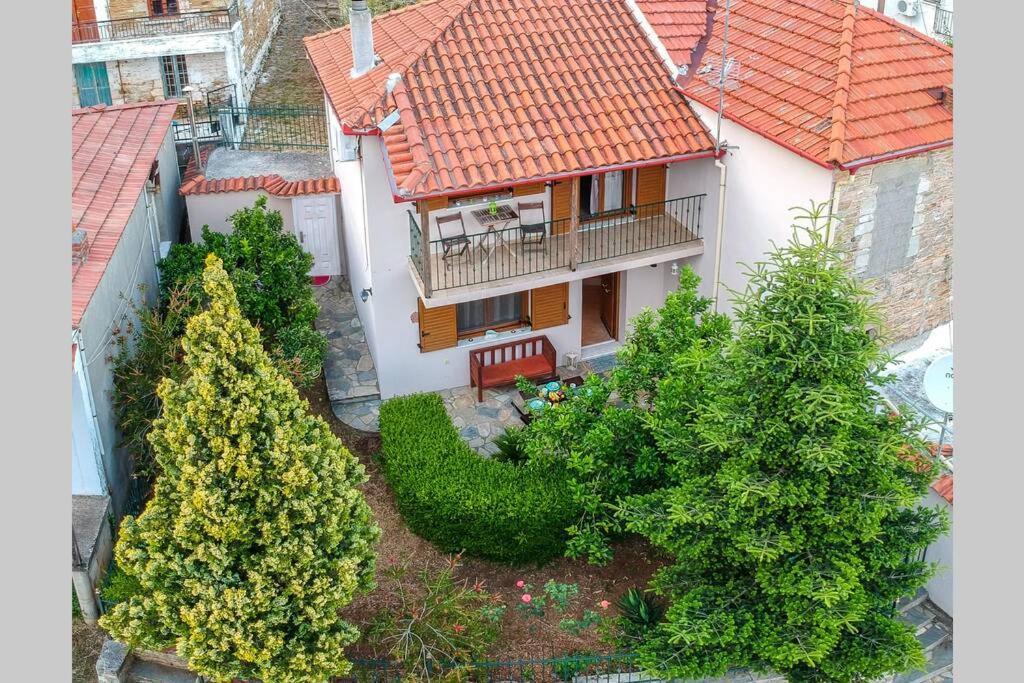 Small House With Garden & View Promirion Luaran gambar